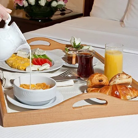 Hilton Parksa Otel 4*