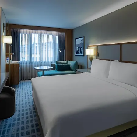 Hotel Hilton Parksa 4*