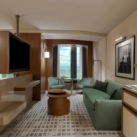 Hilton Parksa Hotel 4*