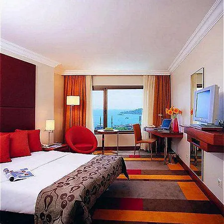 Hotel Hilton Parksa 4*
